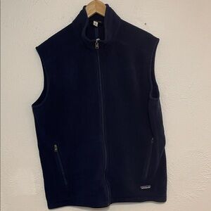 Patagonia Men's Navy Fleece Vest